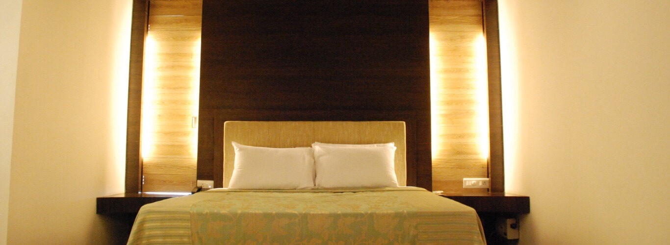 Le Magnifique, Goa- slider